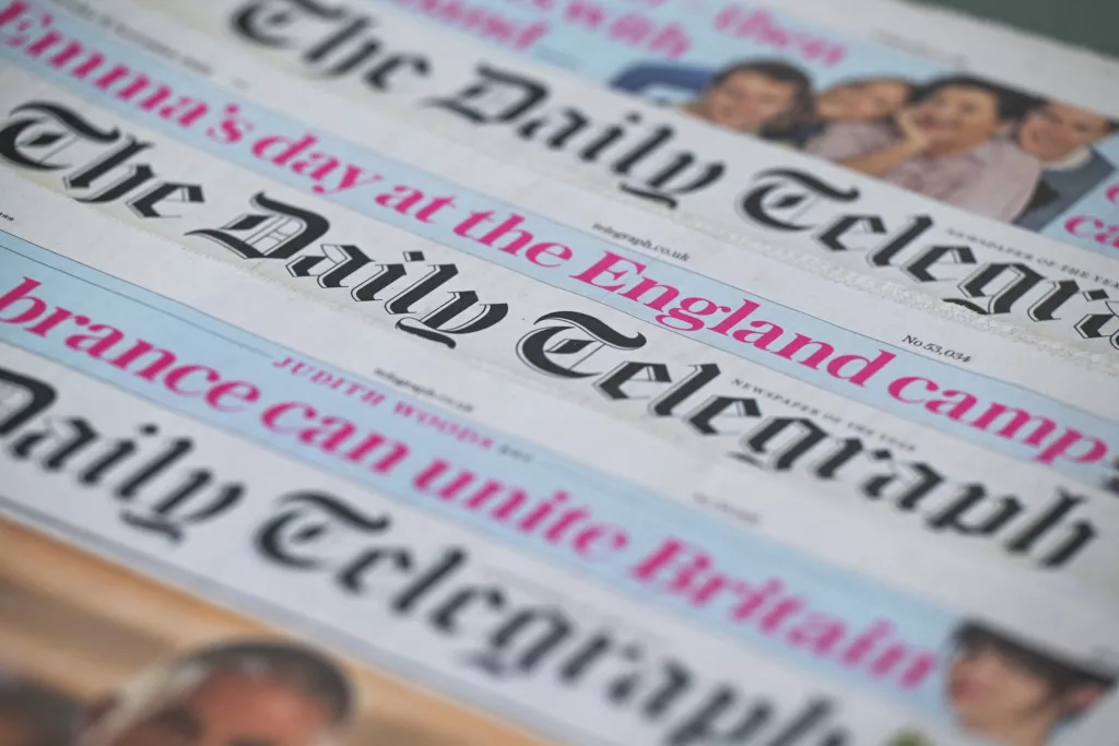 Axel Springer macht den Telegraph zur KI-Zeitung 2 Inhaltlich will der Telegraph vor allem seine Berichterstattung über Außenpolitik, Verteidigung und Wirtschaft ausbauen und stärker den US-Markt erschließen.